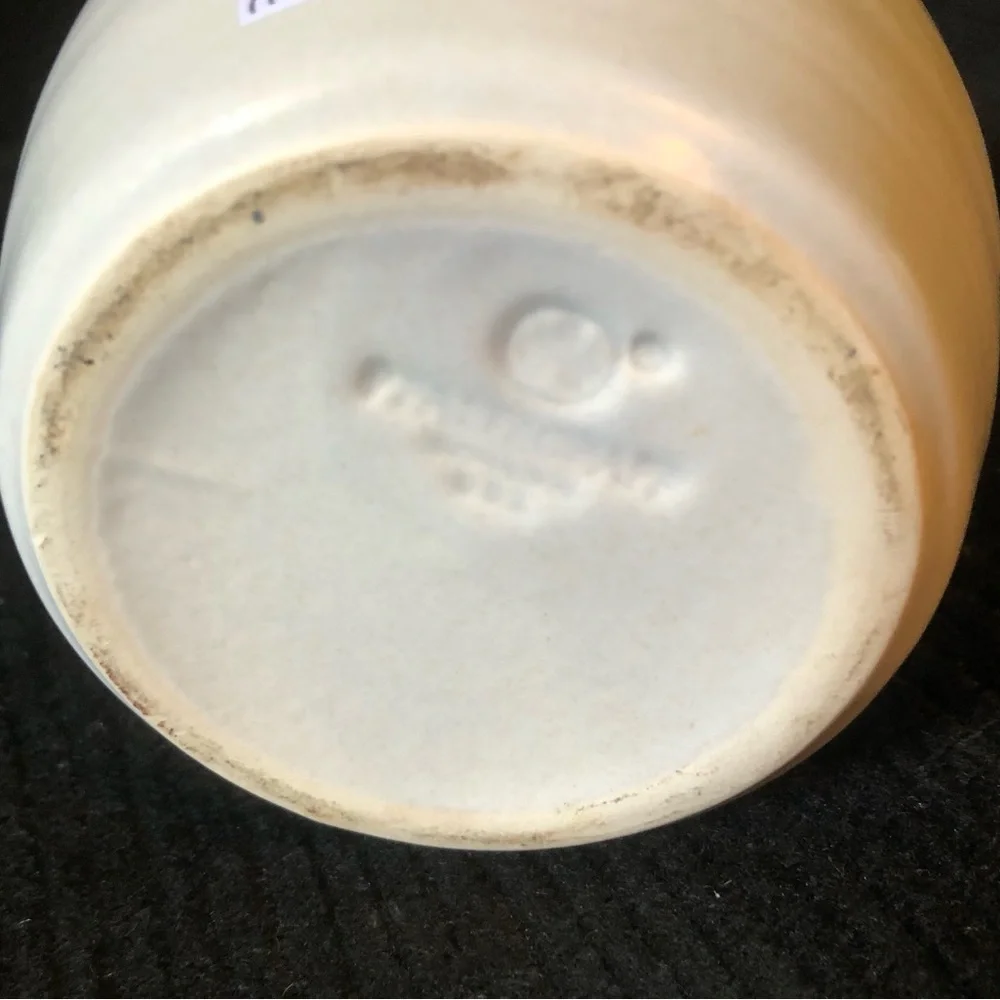 11033 Pfaltzgraff USA Yorktowne Honey Pot Jam or Jelly Jar W Lid